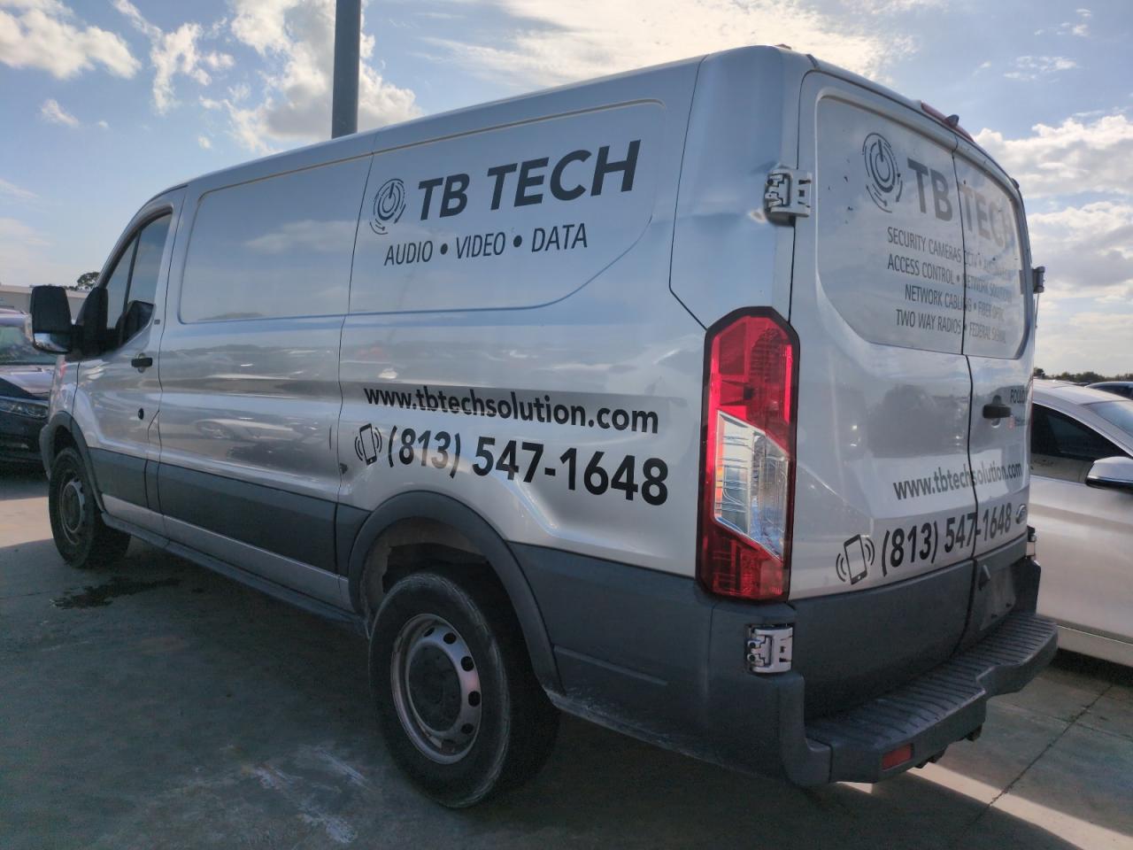 2017 Ford Transit - Image 2