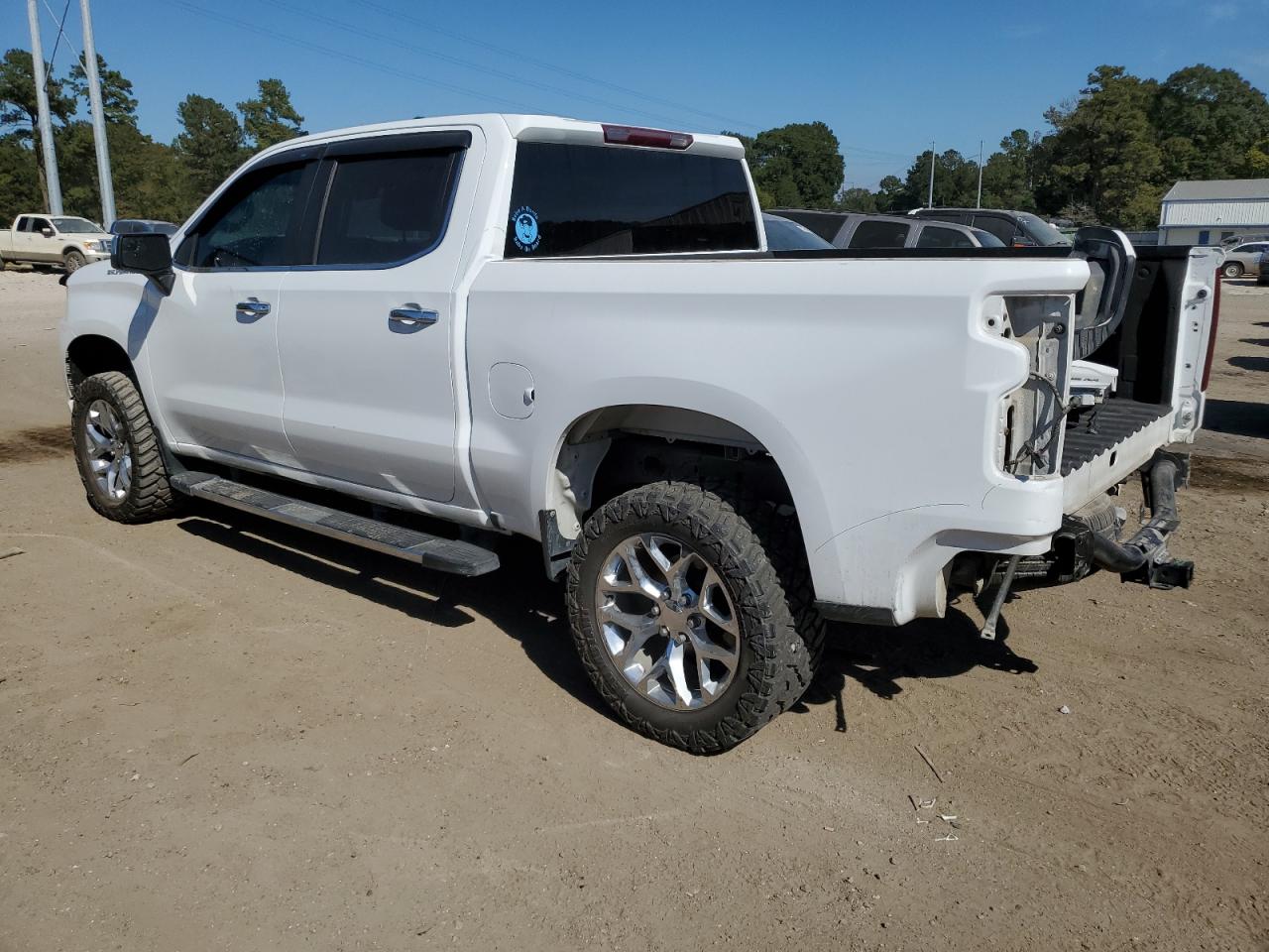 2020 Chevrolet Silverado - Image 2
