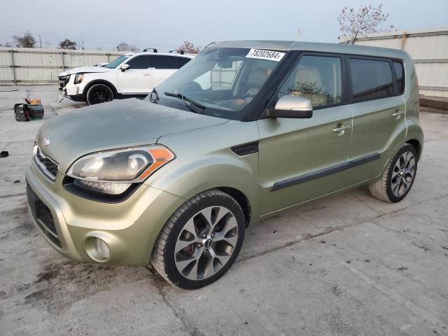  KIA SOUL 2013 Зеленый