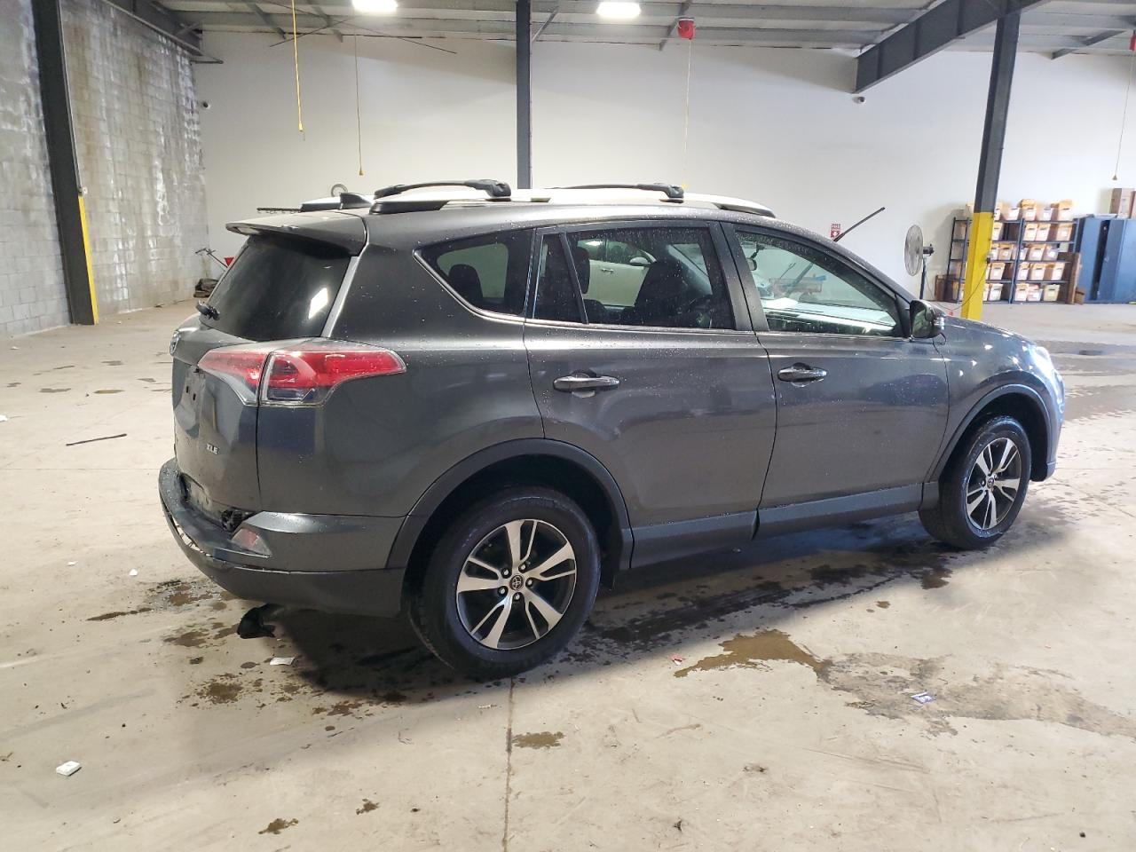 2016 Toyota RAV 4 - Image 3