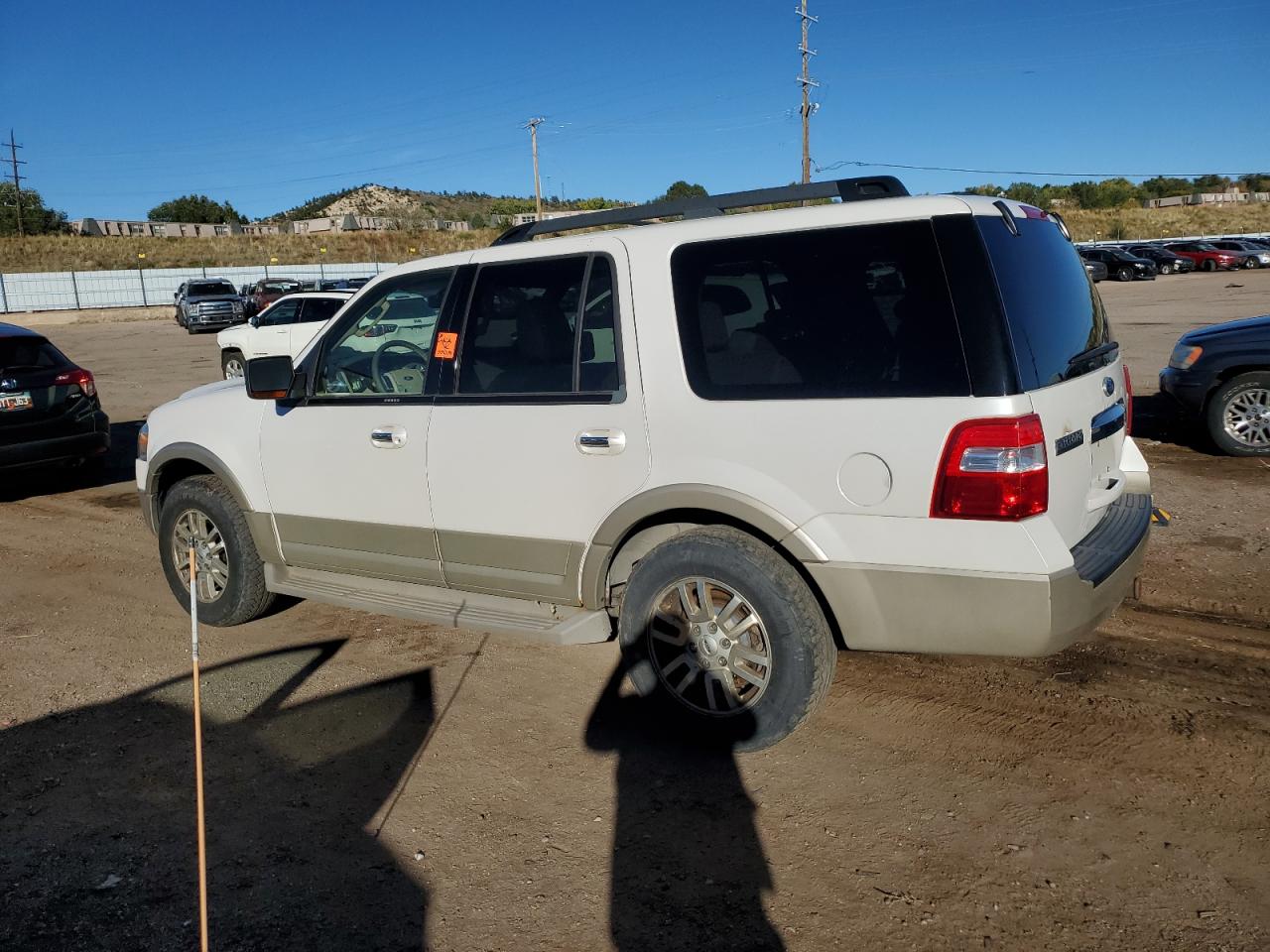 2010 Ford Expedition - Image 2