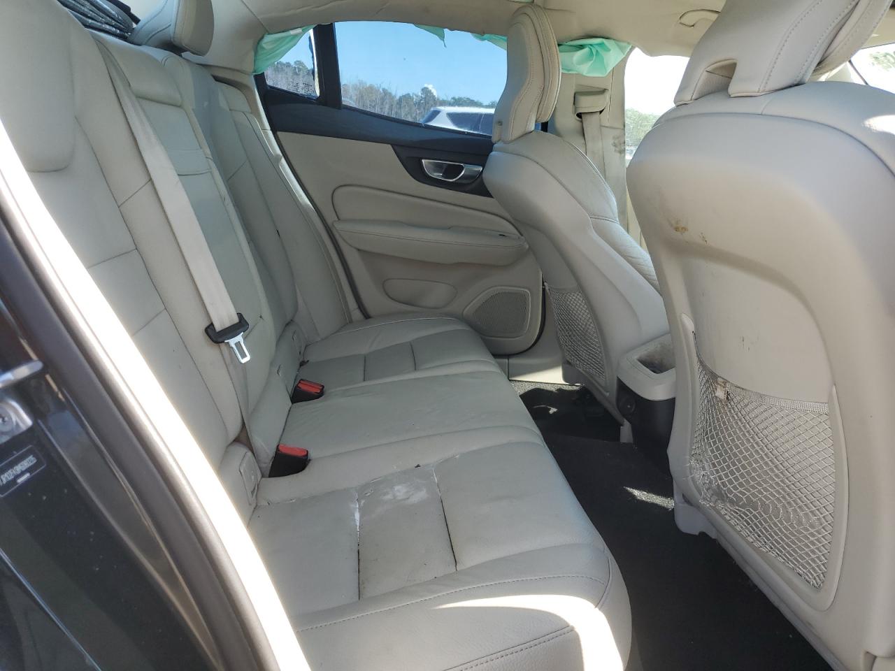 2021 Volvo S60 - Image 10