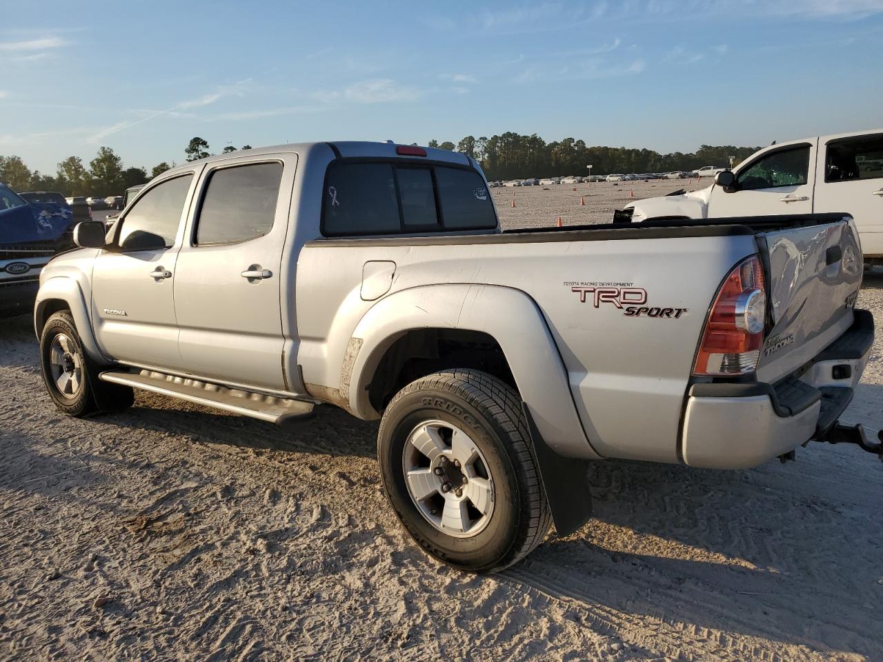 2010 Toyota Tacoma - Image 2