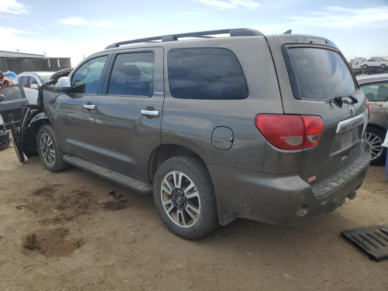 2014 Toyota Sequoia - Image 2