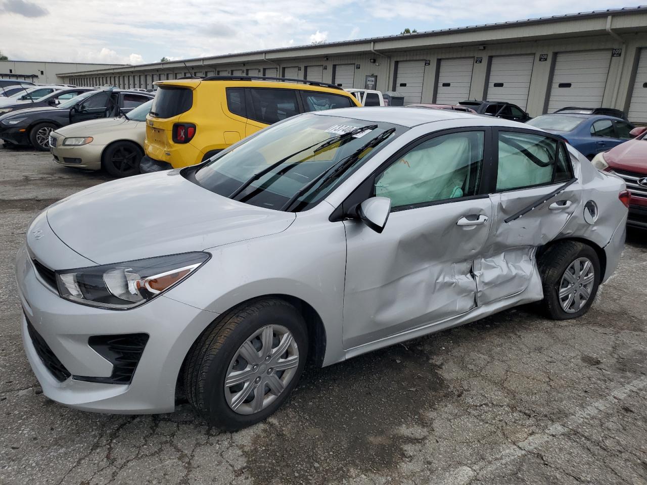 2023 Kia Rio - Image 1