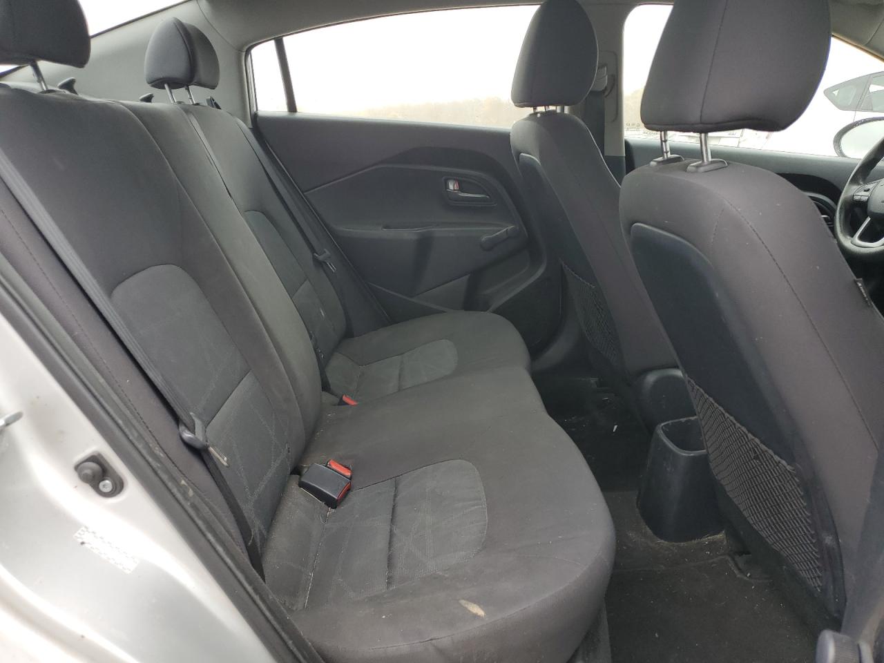 2013 Kia Rio - Image 10
