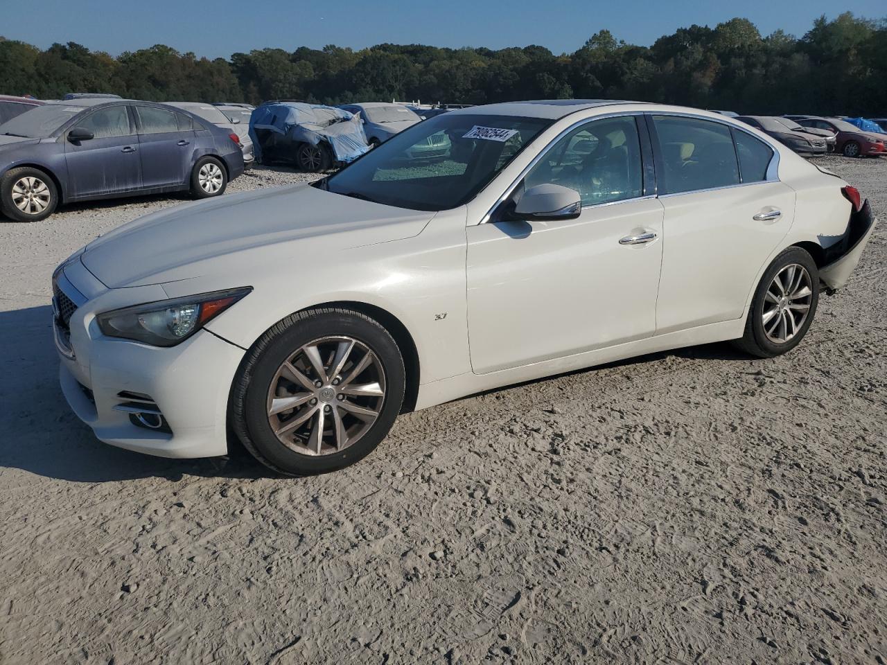 2015 INFINITI Q50