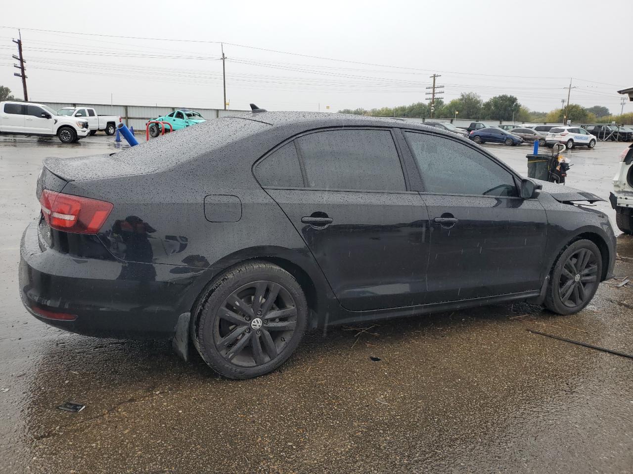 2018 Volkswagen Jetta - Image 3