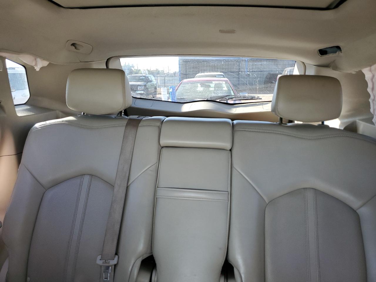 2015 Cadillac SRX - Image 10