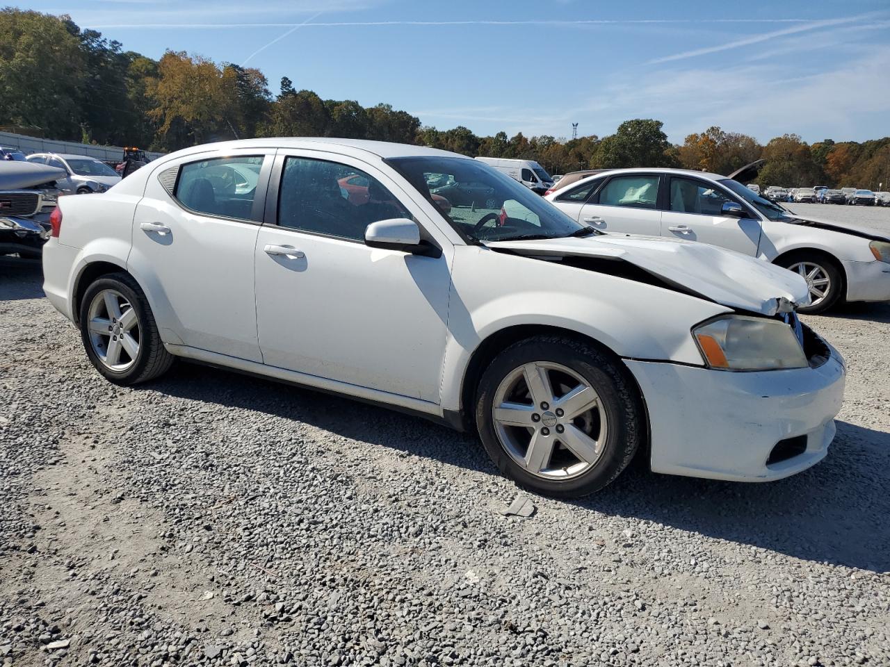 2013 Dodge Avenger - Image 4