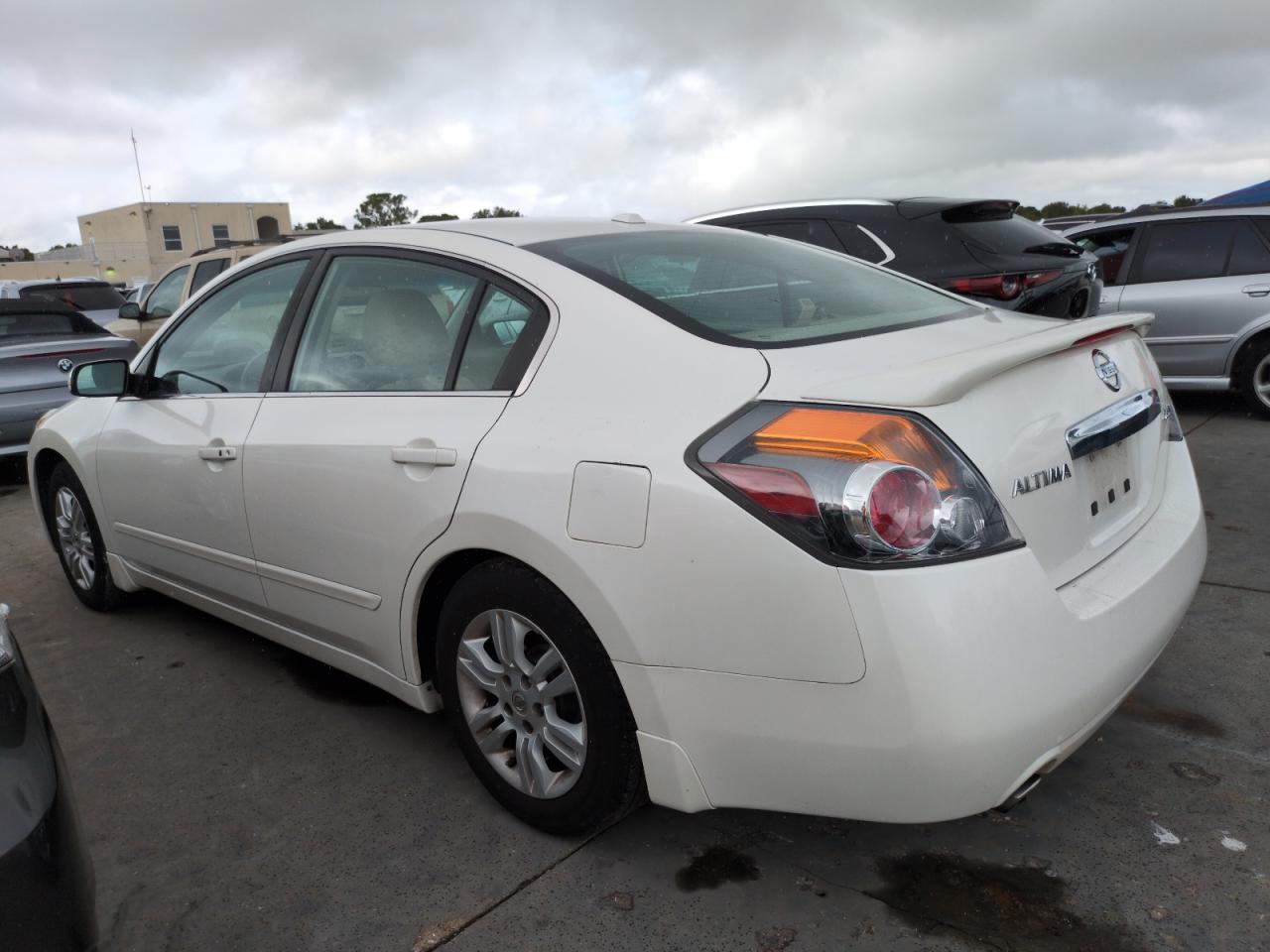 2011 Nissan Altima Base VIN: 1N4AL2AP9BN490999 Lot: 74445794