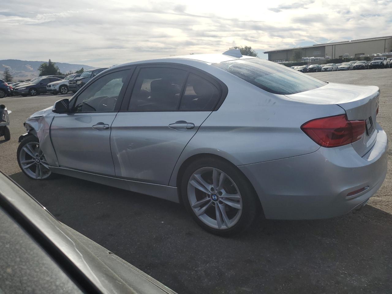 VIN WBA8E1G55GNT37835 2016 BMW 3 SERIES no.2