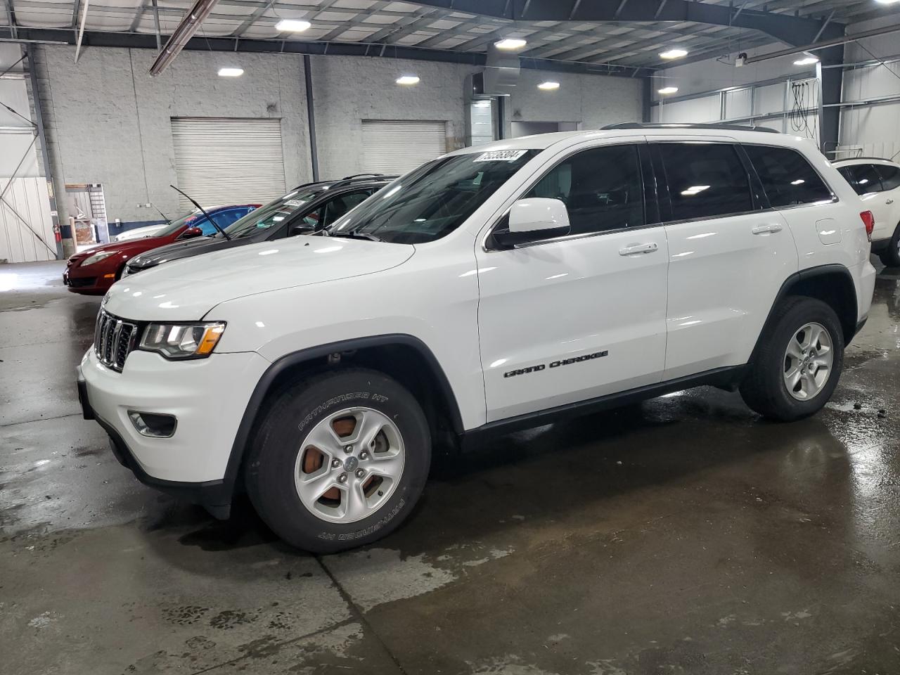 1C4RJFAG8HC764496 2017 JEEP GRAND CHEROKEE - Image 1