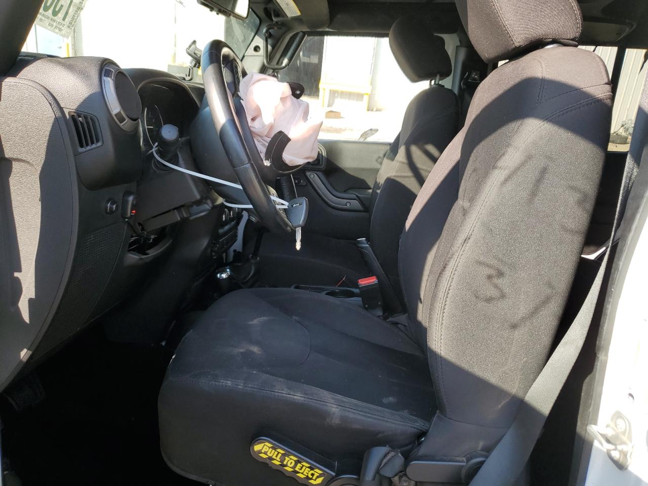 2015 Jeep Wrangler Unlimited Sport VIN: 1C4BJWDG1FL504306 Lot: 75638734