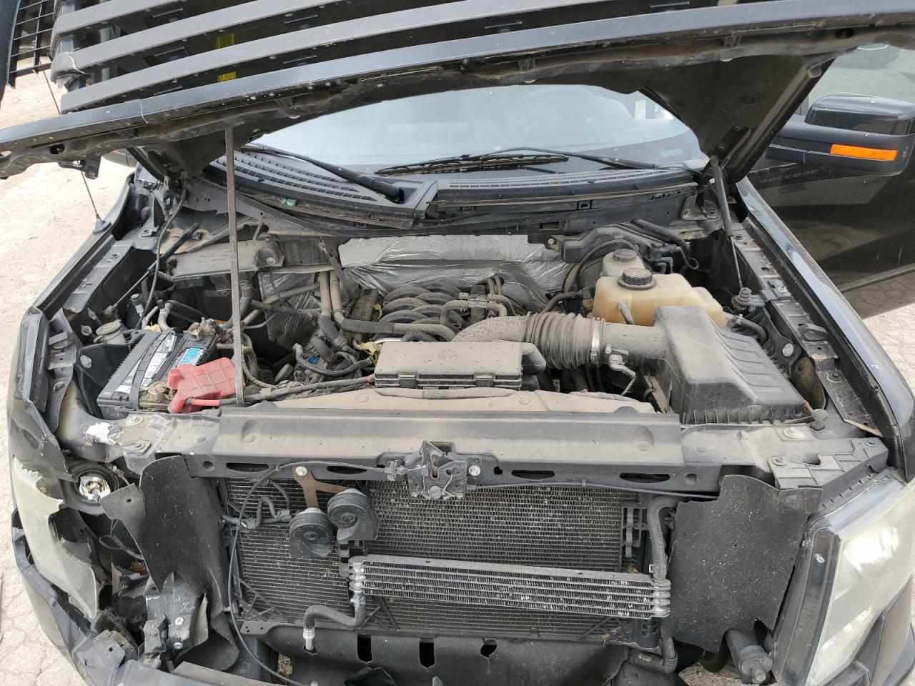 2011 Ford F-150 - Image 13