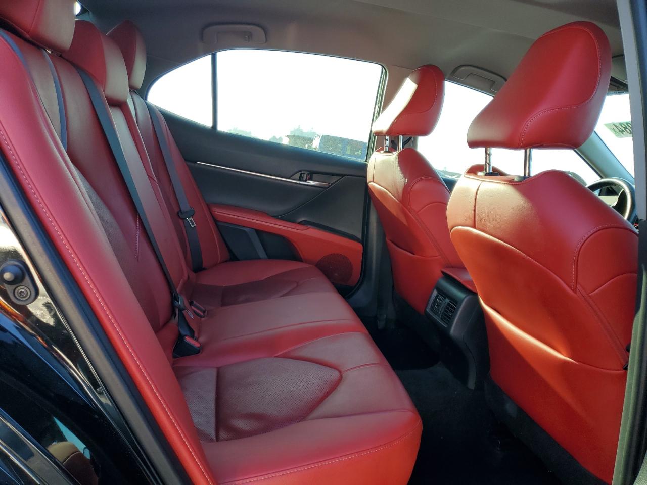 2021 Toyota Camry - Image 10