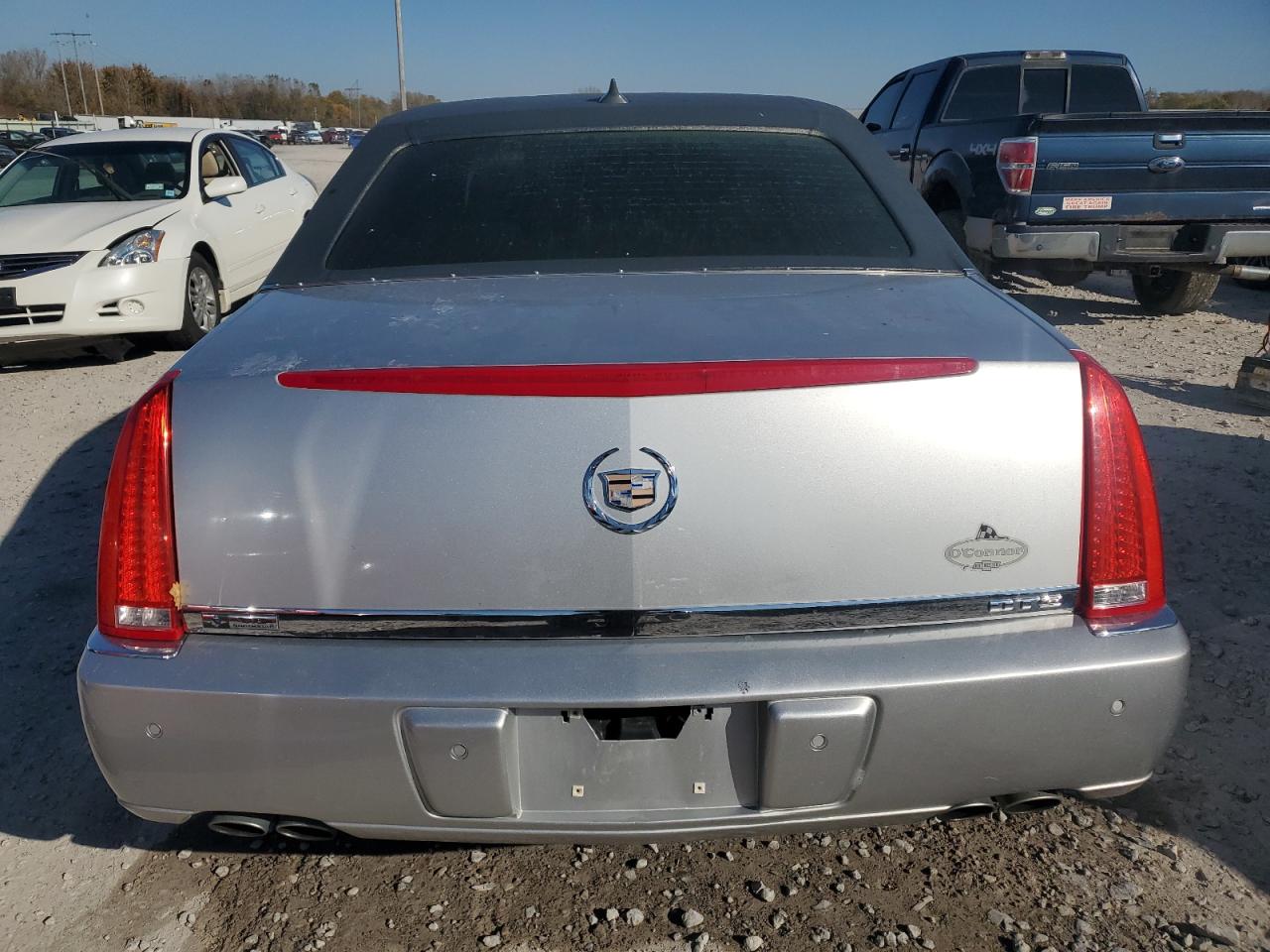 2010 Cadillac Dts Luxury Collection VIN: 1G6KD5EY1AU118323 Lot: 77355804