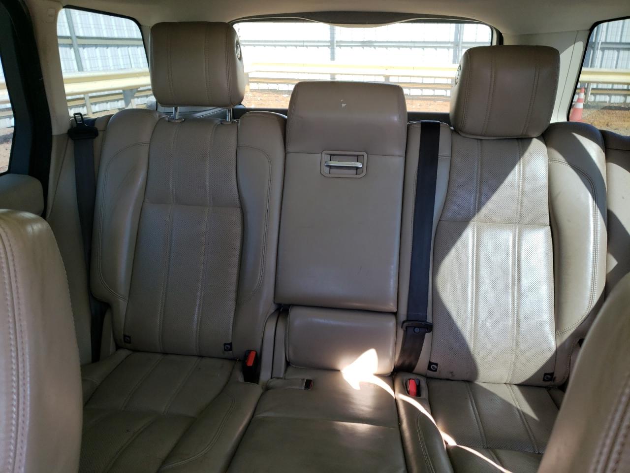 2014 Land Rover Range Rover Hse VIN: SALGS2WF1EA177599 Lot: 75829074