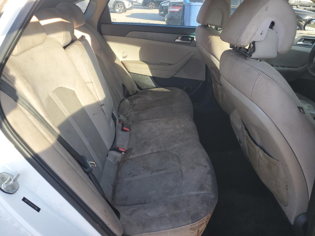 2017 Hyundai Sonata - Image 10