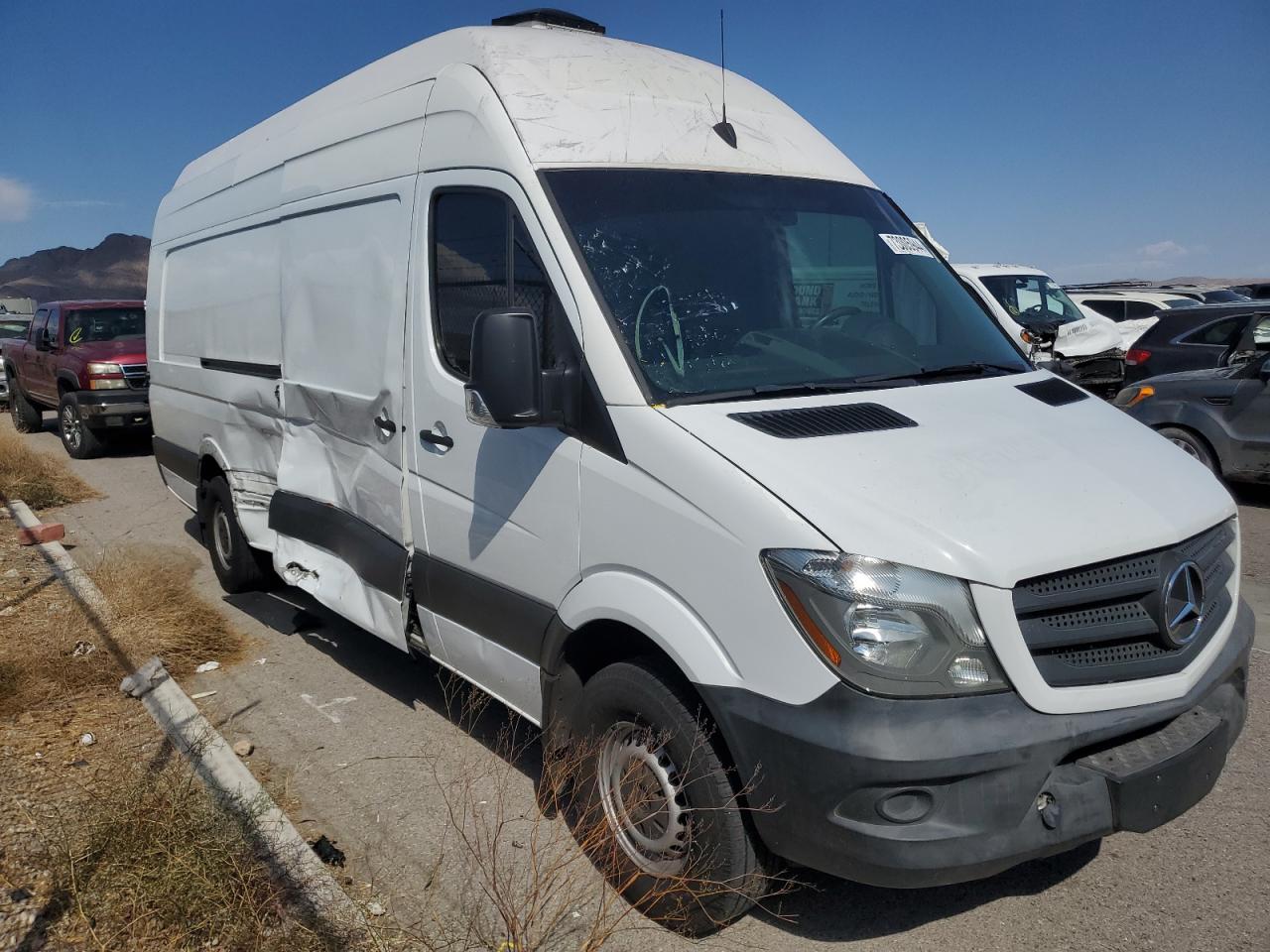 VIN WD3PE8DD9GP292285 2016 MERCEDES-BENZ SPRINTER no.4