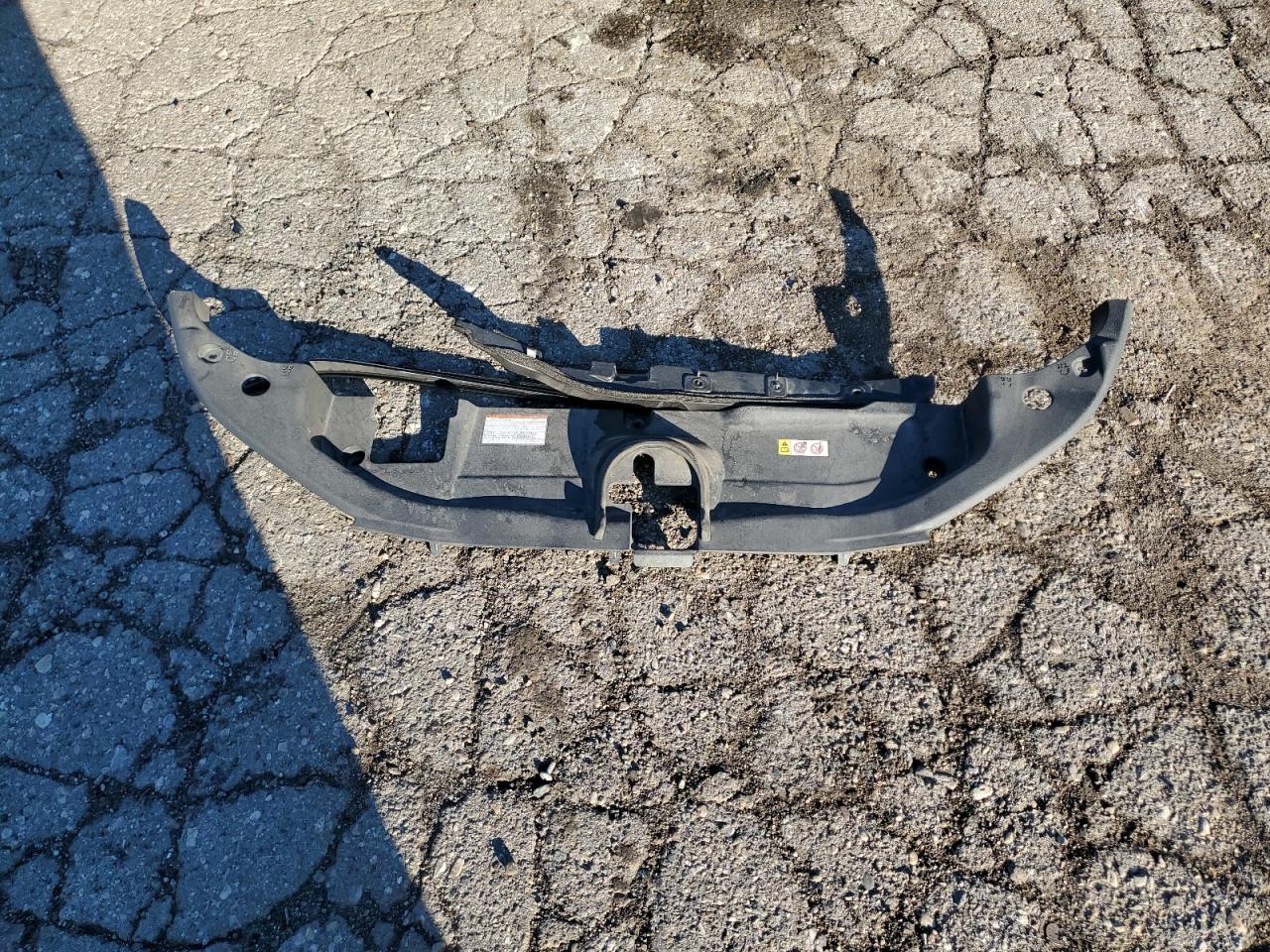 2022 Toyota Prius - Image 12