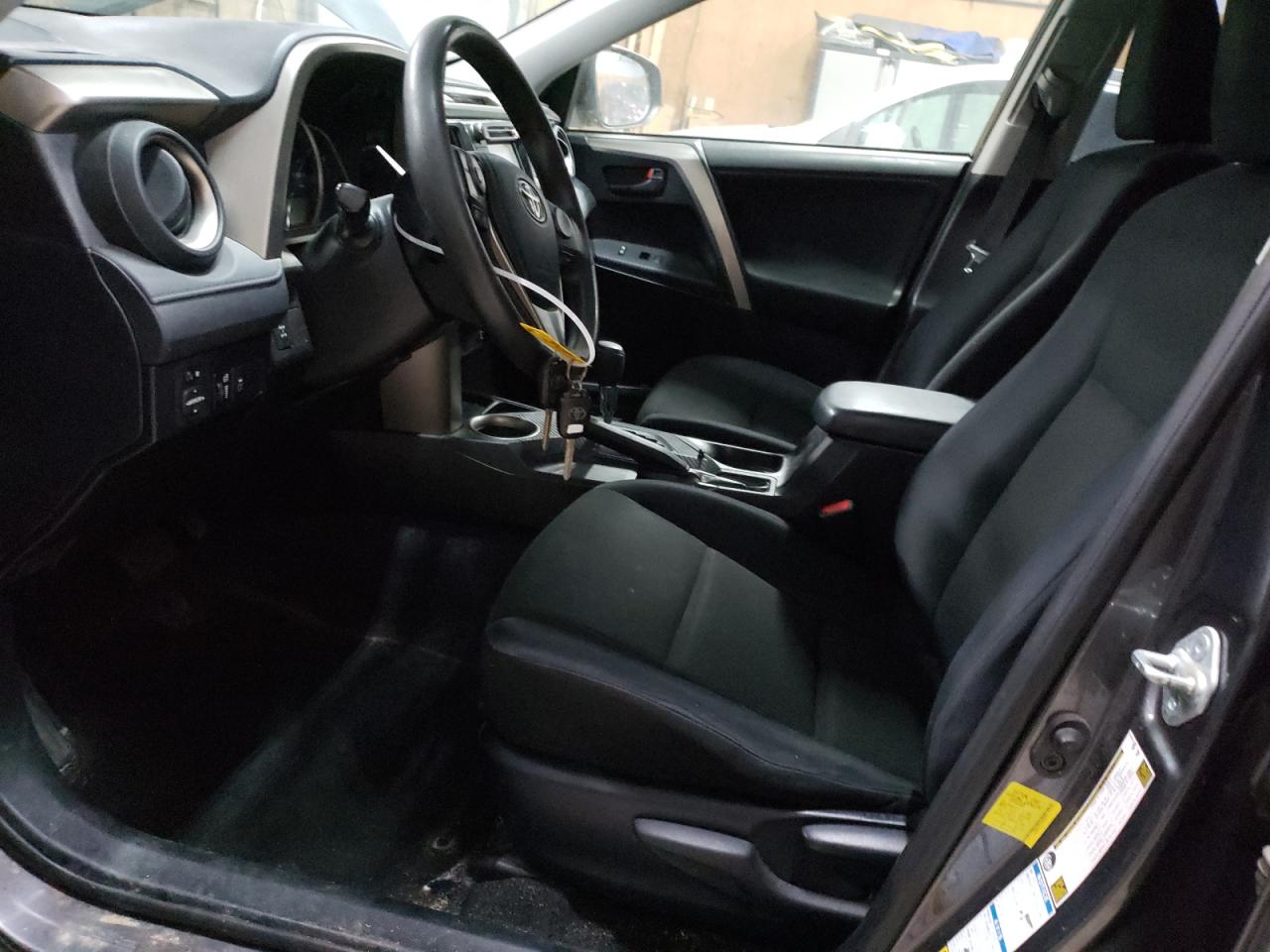 2014 Toyota RAV 4 - Image 7