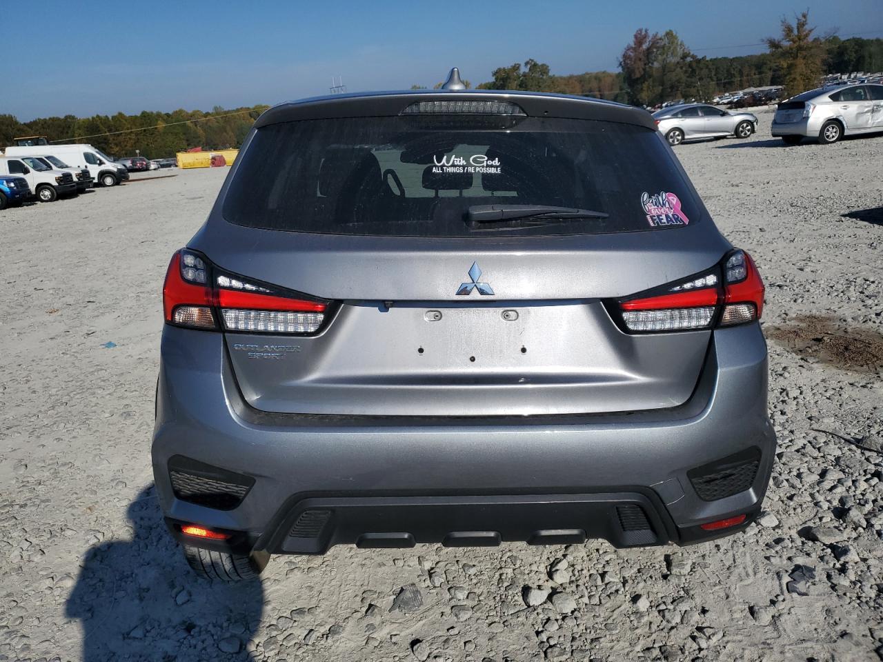 2021 Mitsubishi Outlander - Image 6