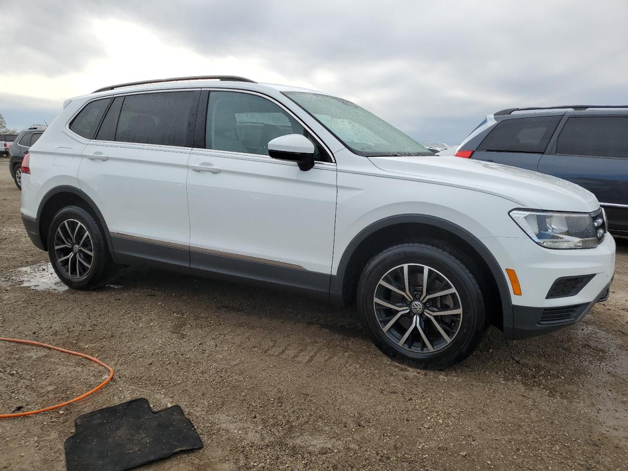 2021 Volkswagen Tiguan - Image 4