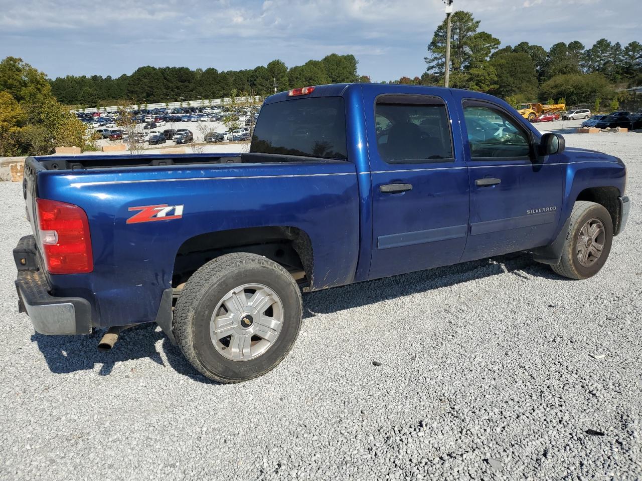 2013 Chevrolet Silverado - Image 3