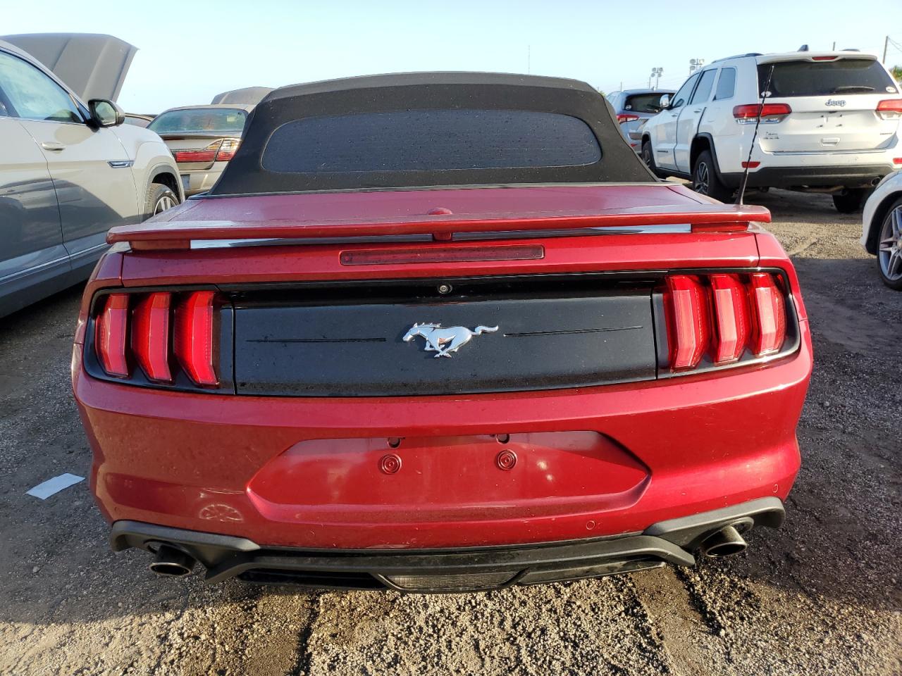 1FATP8UH4J5173912 2018 Ford Mustang