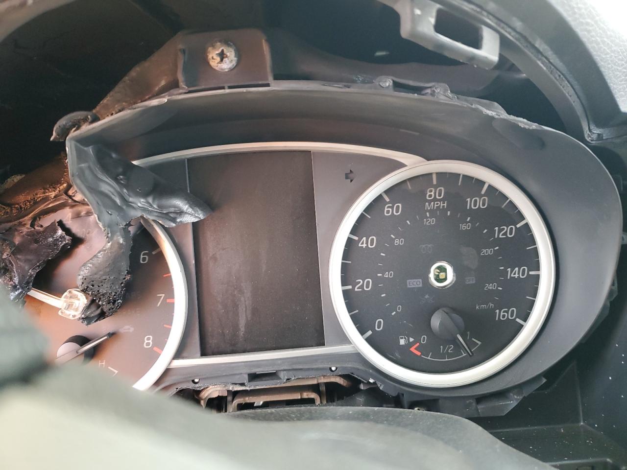 2019 Nissan Sentra - Image 9