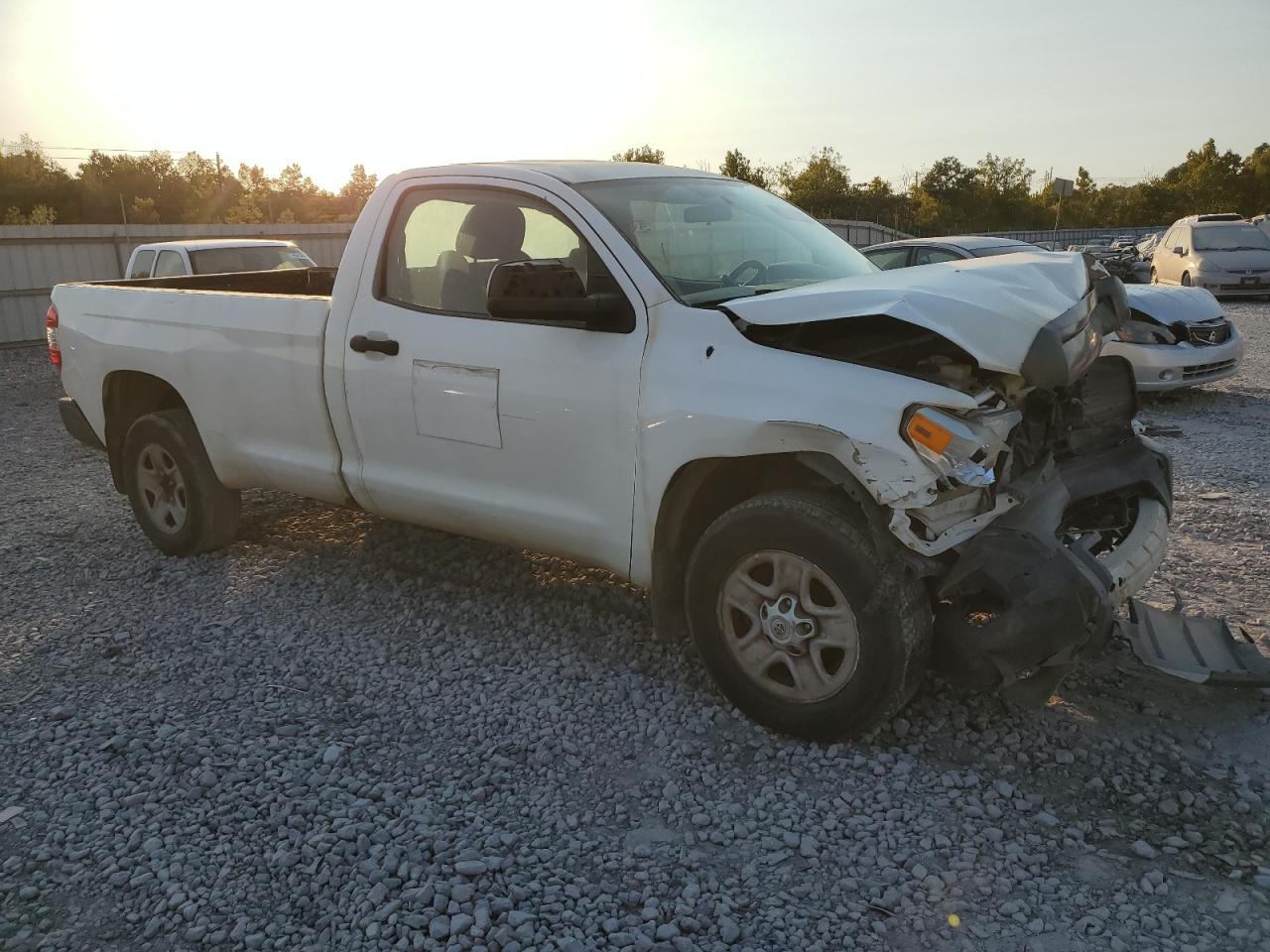 5TFPY5F15GX562823 2016 Toyota Tundra Sr