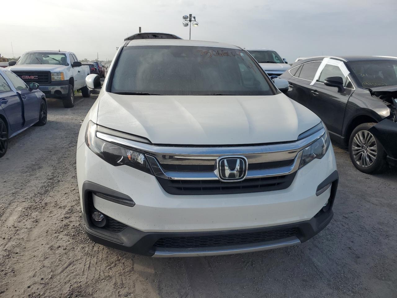 2019 Honda Pilot - Image 5