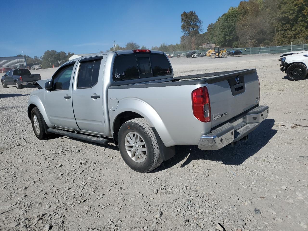 2018 Nissan Navara (Frontier) - Image 2