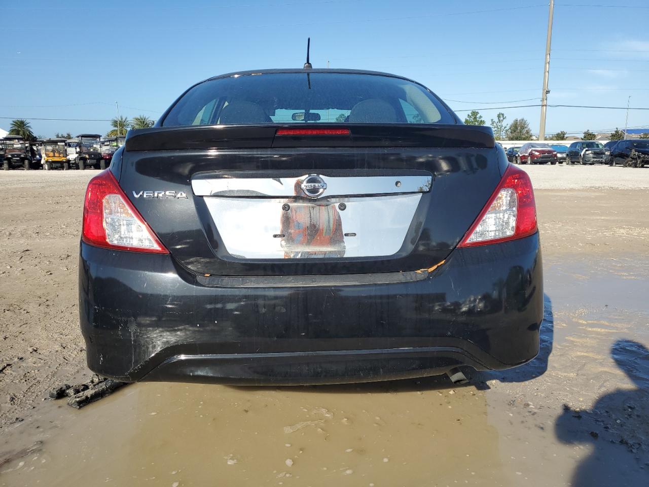 2018 Nissan Versa S VIN: 3N1CN7AP4JL838218 Lot: 77604854