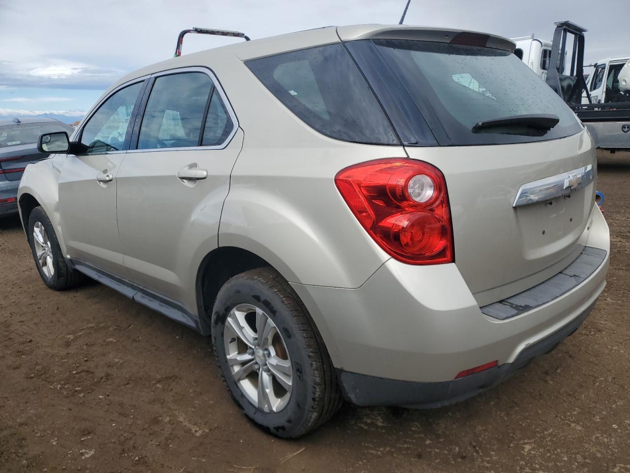 2013 Chevrolet Equinox - Image 2