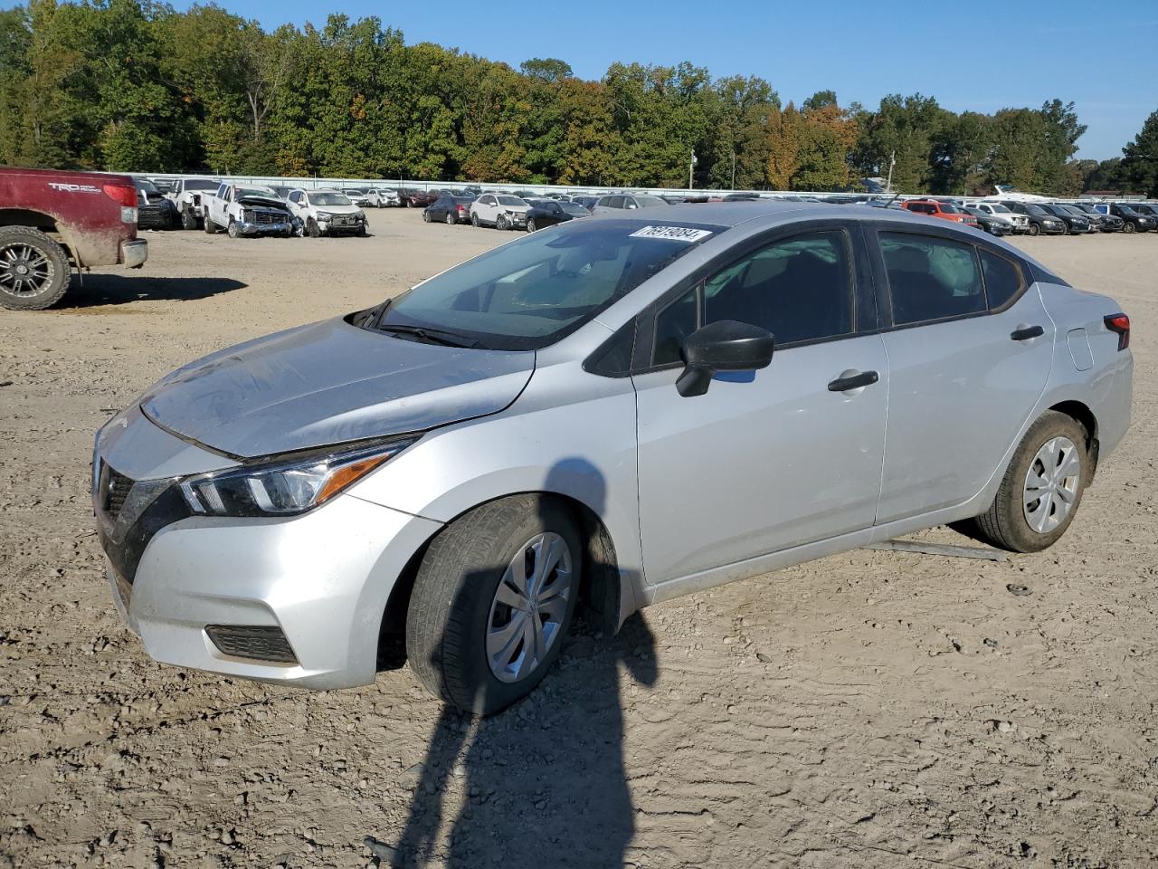 2020 Nissan Versa - Image 1