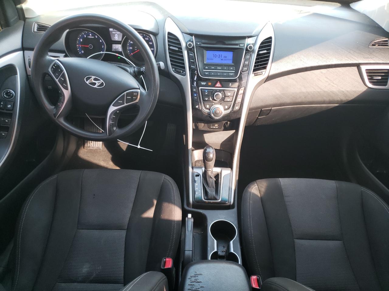 2015 Hyundai Elantra - Image 8
