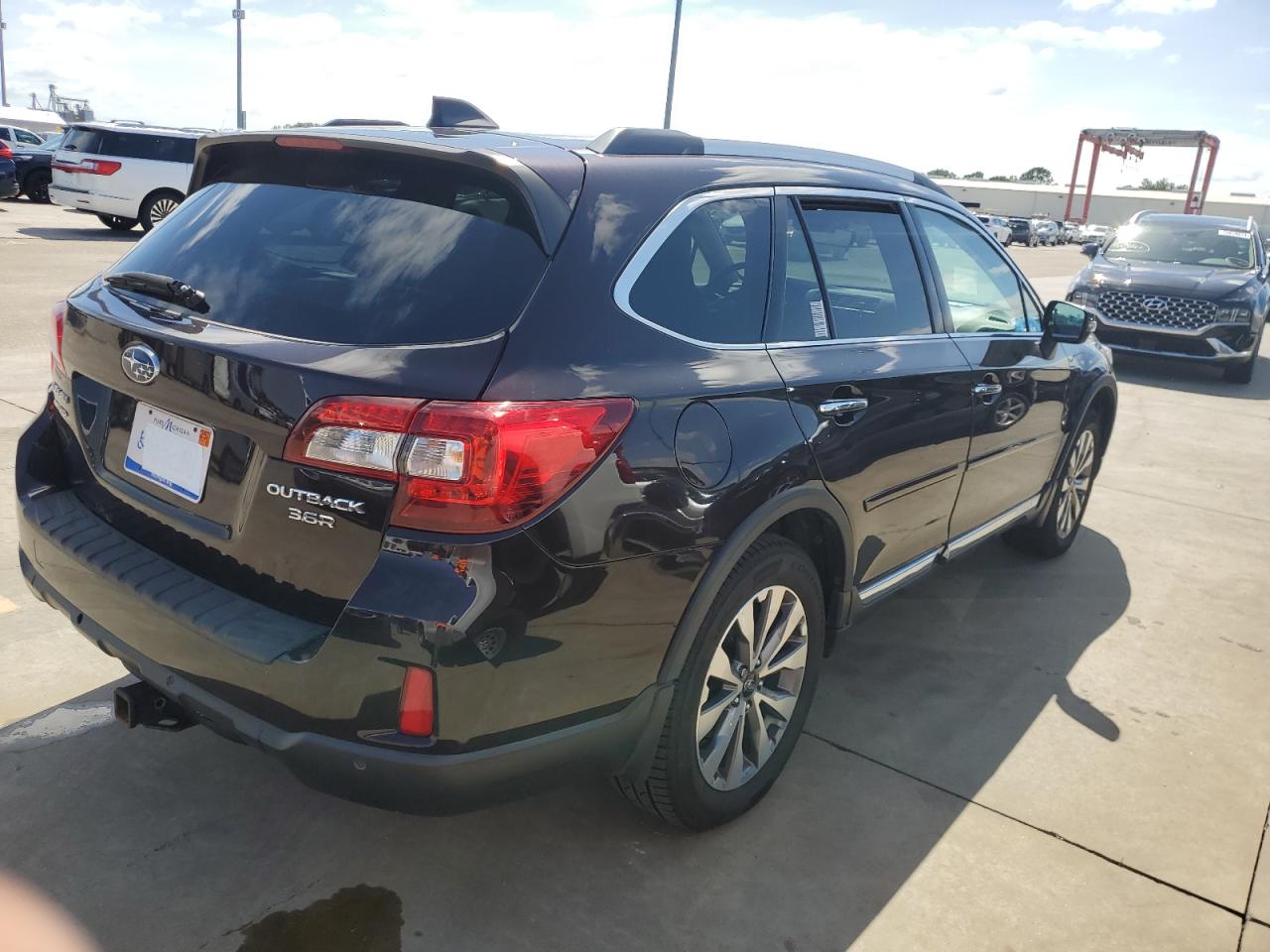 2017 Subaru Outback - Image 3
