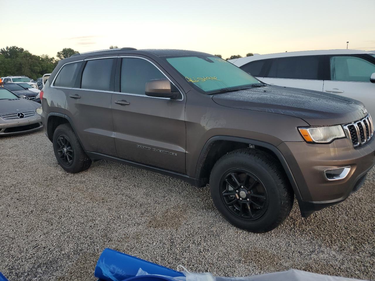 2019 Jeep Grand Cherokee - Image 4