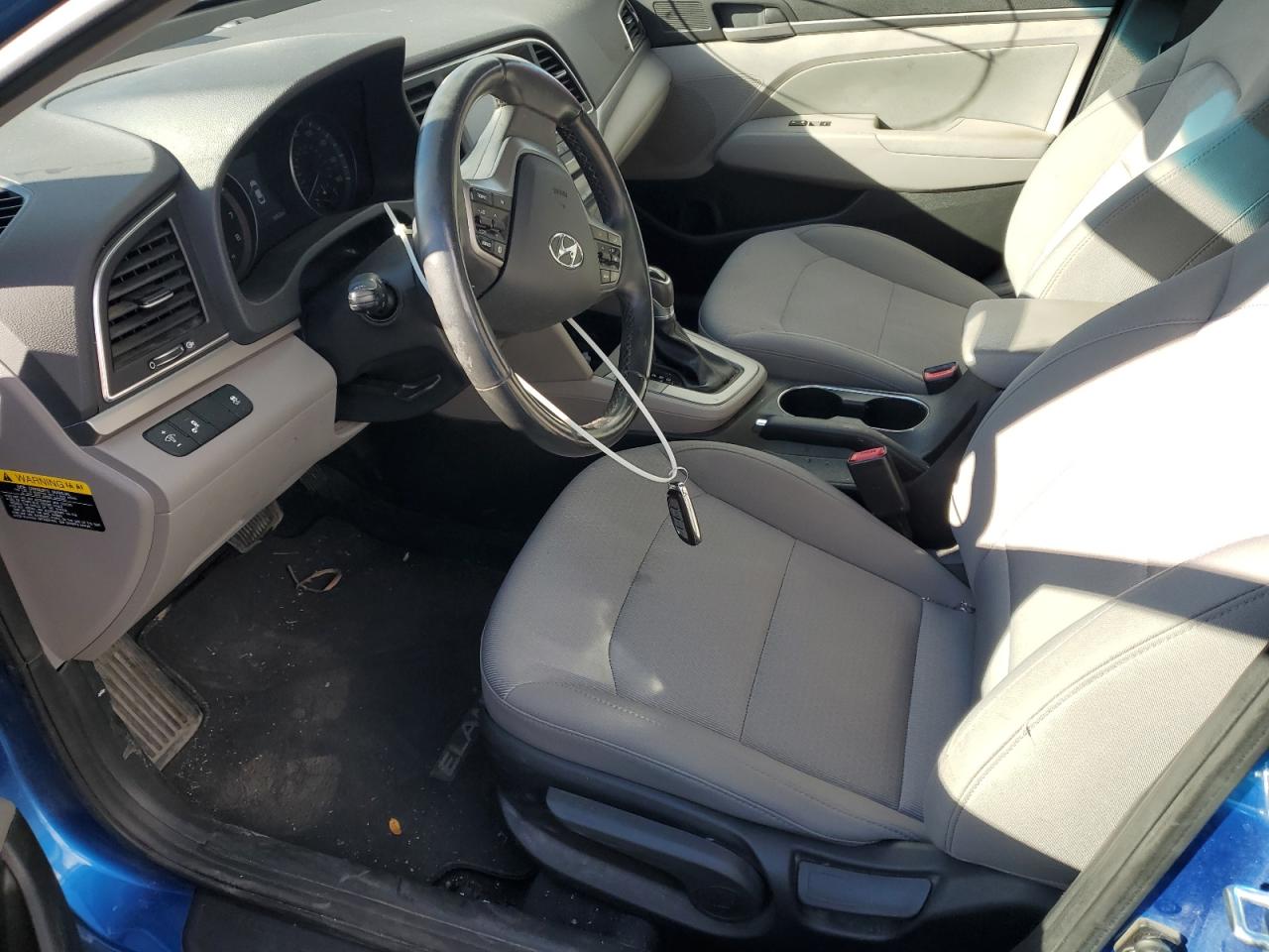 2018 Hyundai Elantra - Image 7