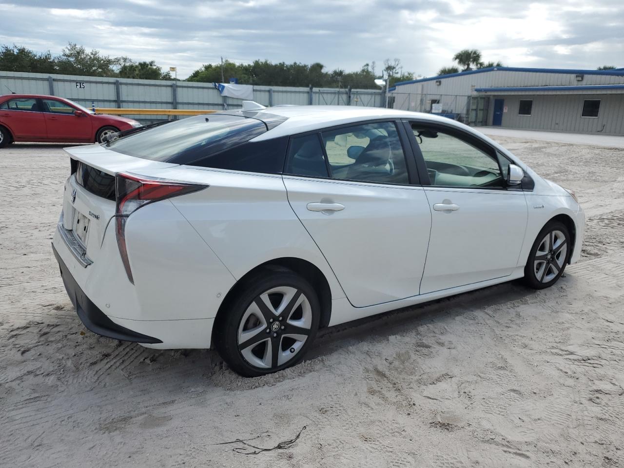 VIN JTDKARFU4H3053010 2017 TOYOTA PRIUS no.3