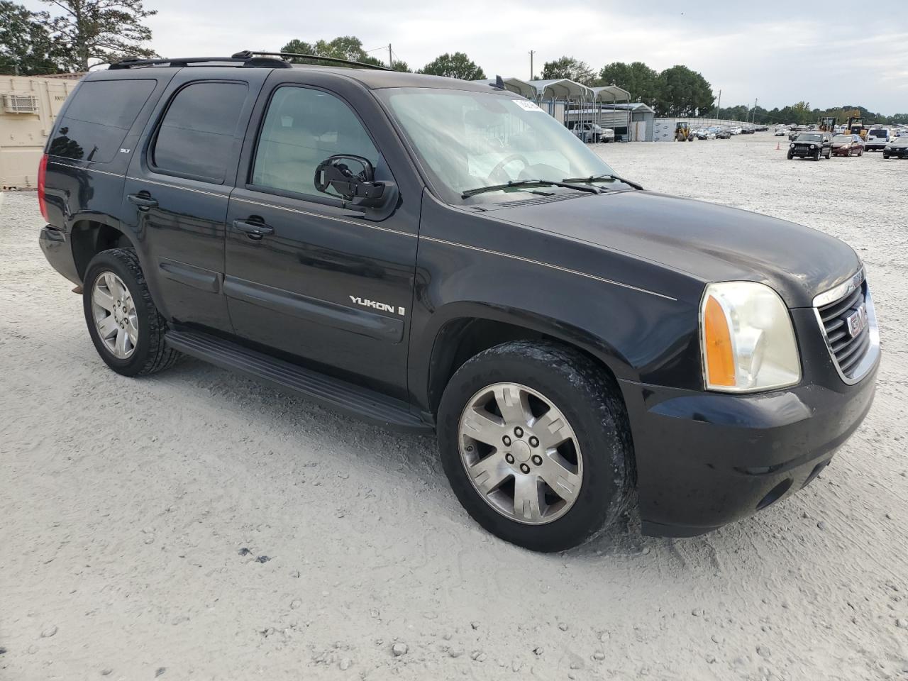 2007 GMC Yukon VIN: 1GKFC130X7R273914 Lot: 74587964