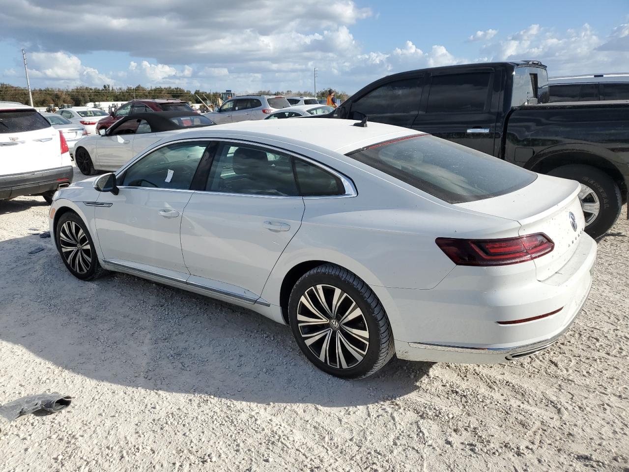 2020 Volkswagen Arteon - Image 2