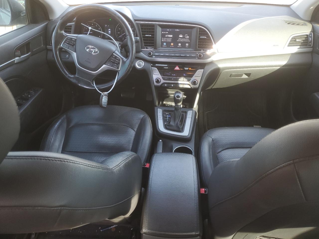 KMHD84LF0HU209529 2017 Hyundai Elantra Se