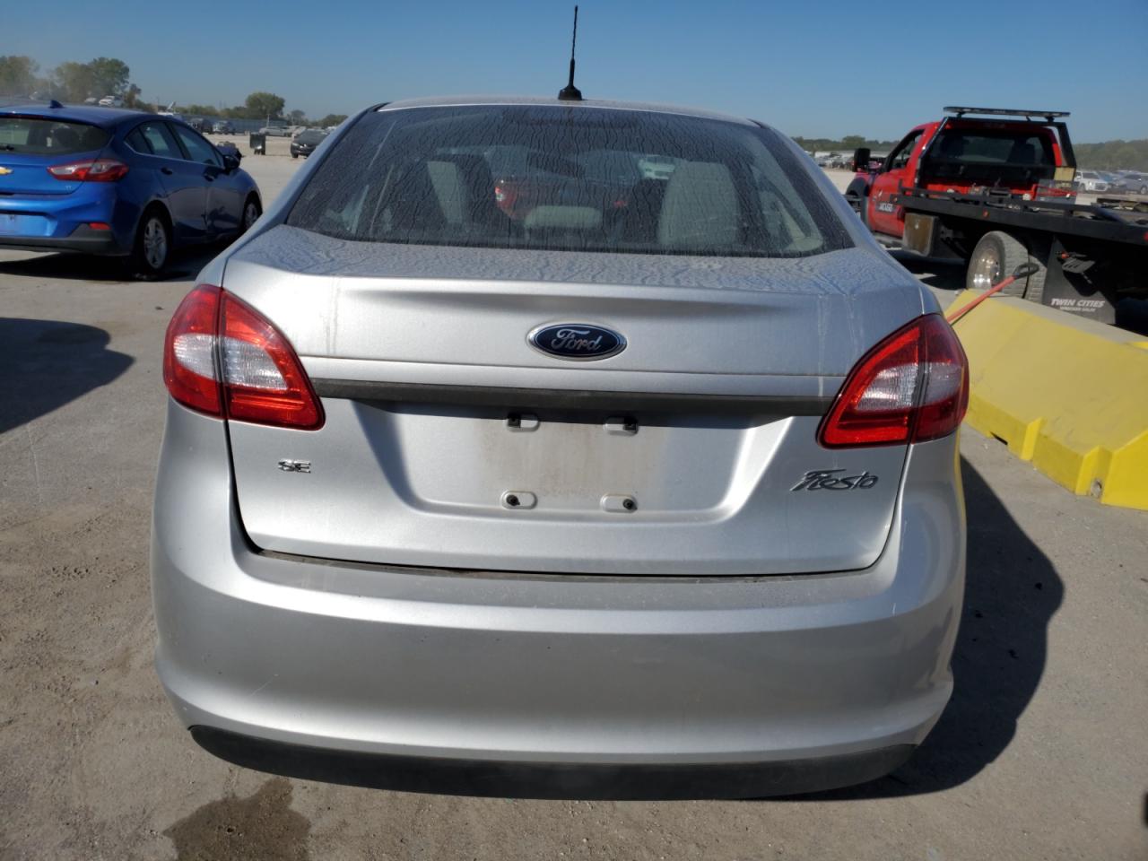 2013 Ford Fiesta Se VIN: 3FADP4BJXDM132430 Lot: 74842404