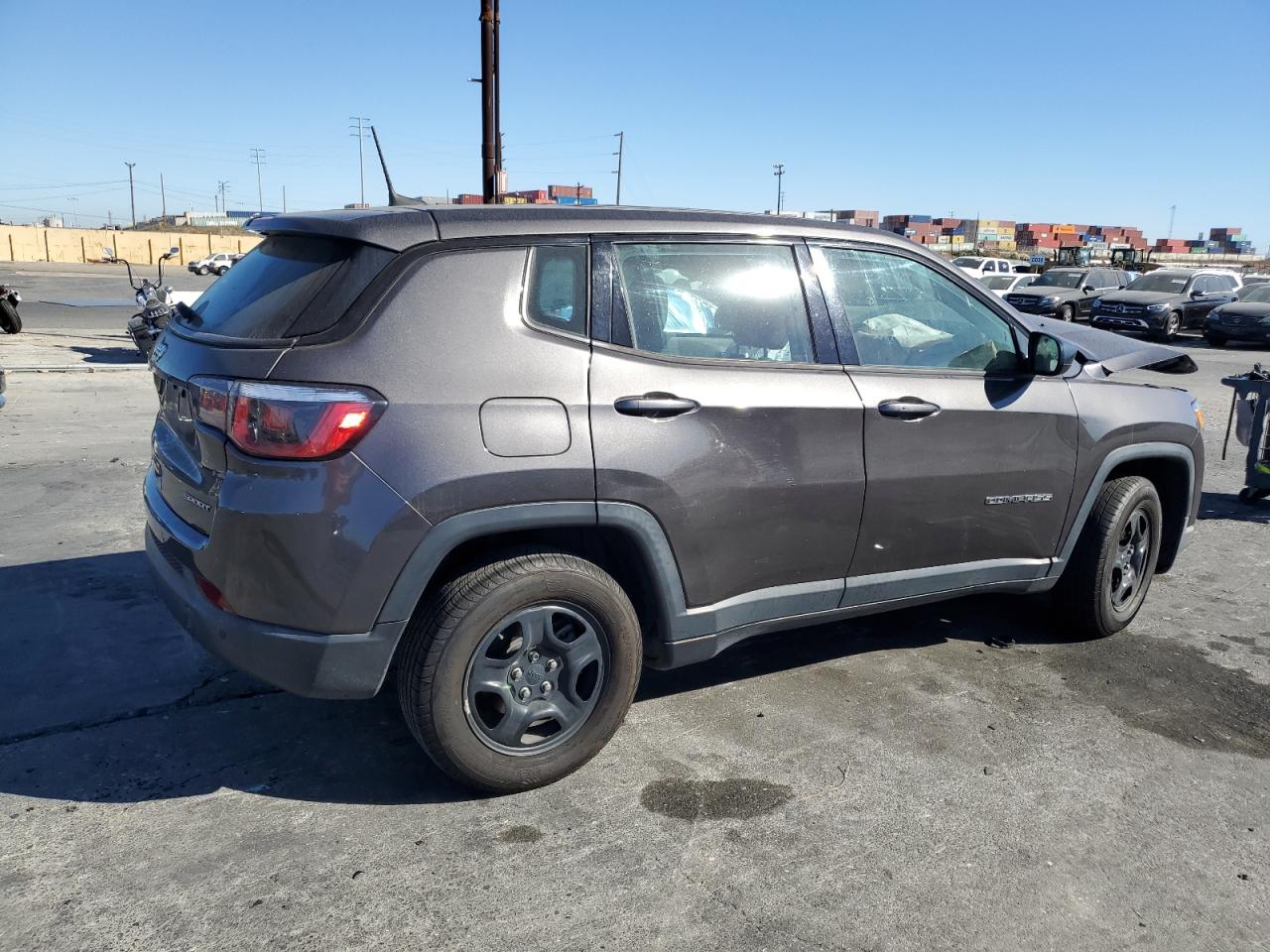 2018 Jeep Compass - Image 3