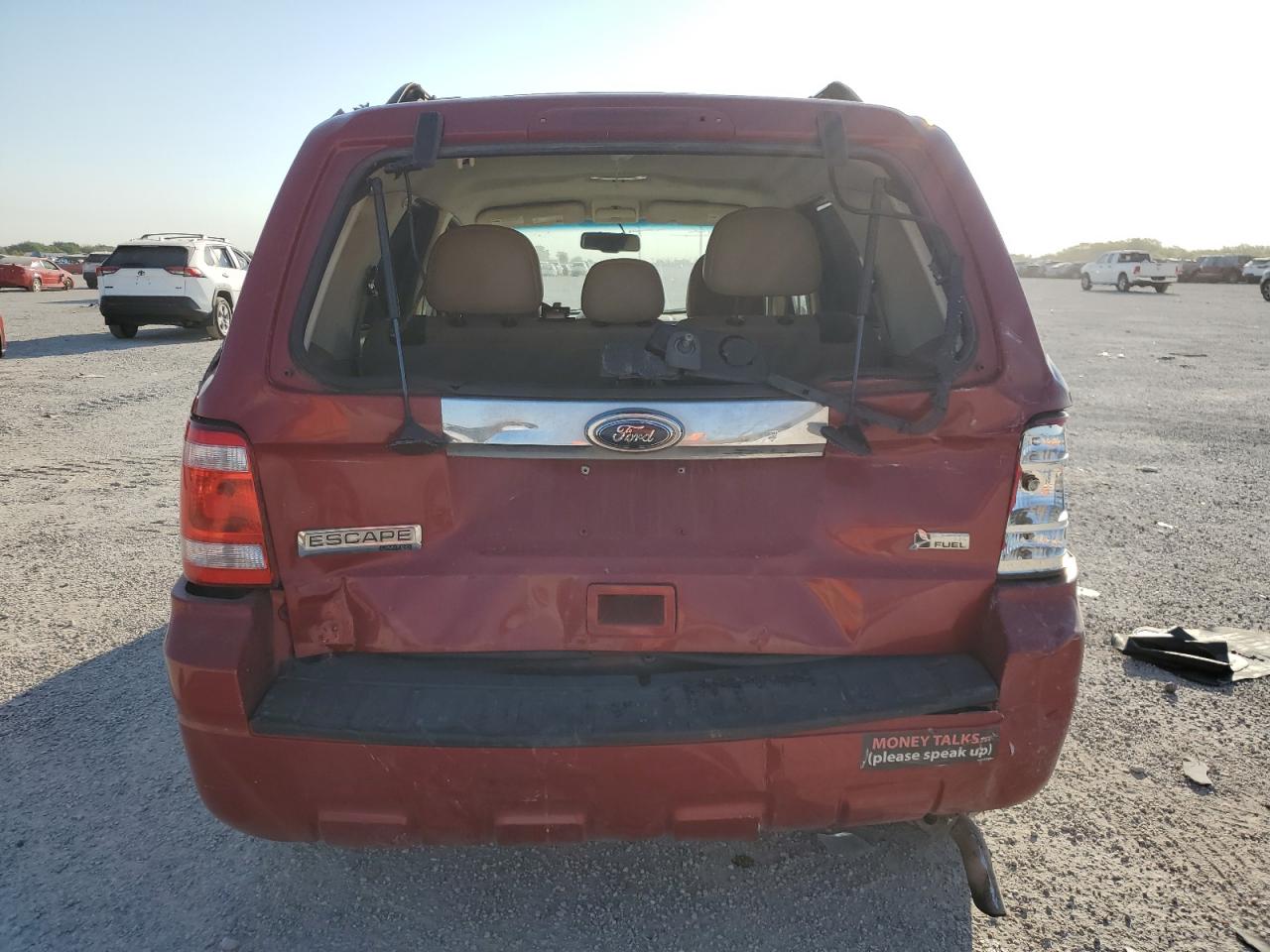 1FMCU0EGXBKA62693 2011 Ford Escape Limited