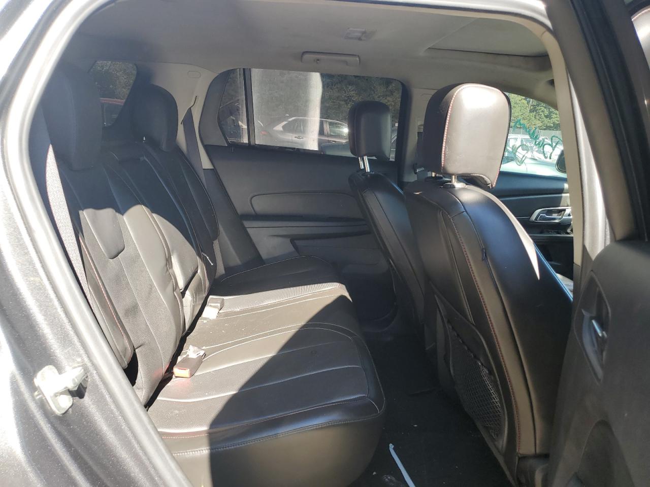 2017 GMC Terrain - Image 11