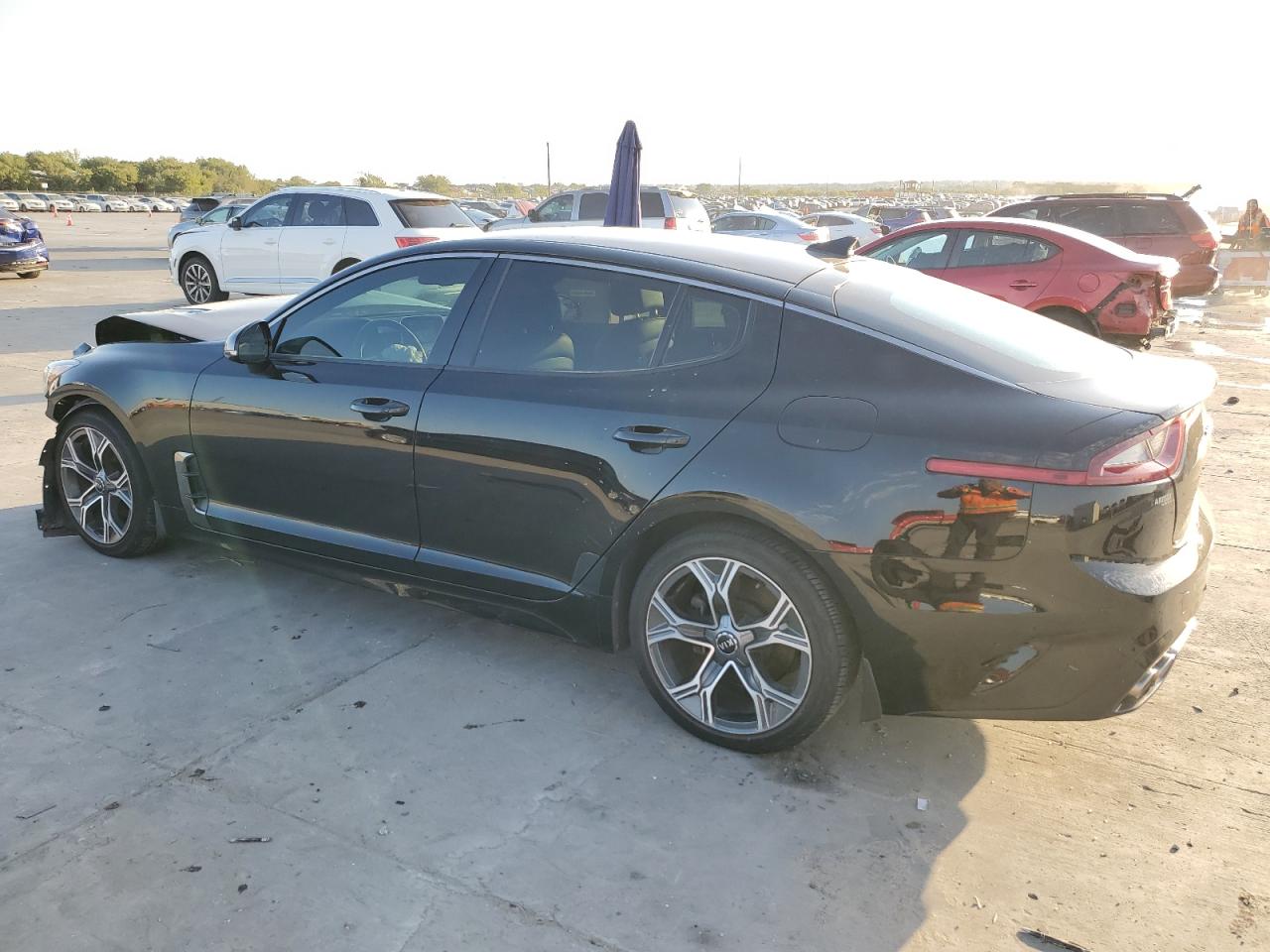 2020 Kia Stinger - Image 2